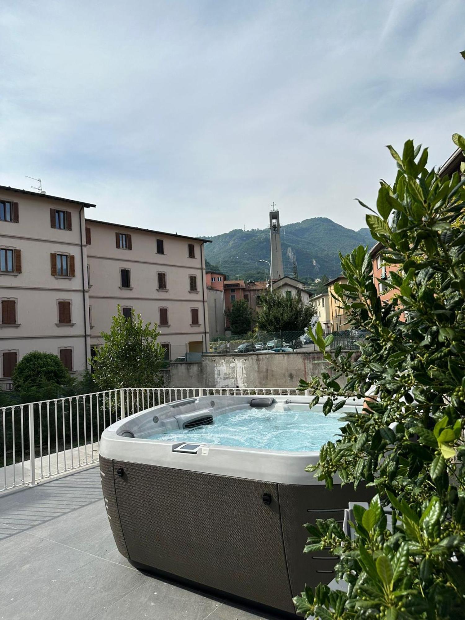 Vulcano Palace Castro  外观 照片
